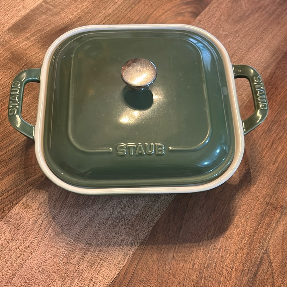 Staub Stoneware Square Covered Baker 9" x 9" 3.2 qt color green